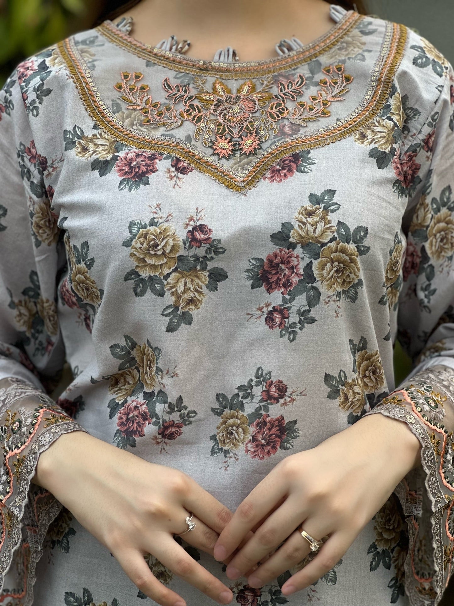 RkS 2Piece Embroidered Stitched Suit