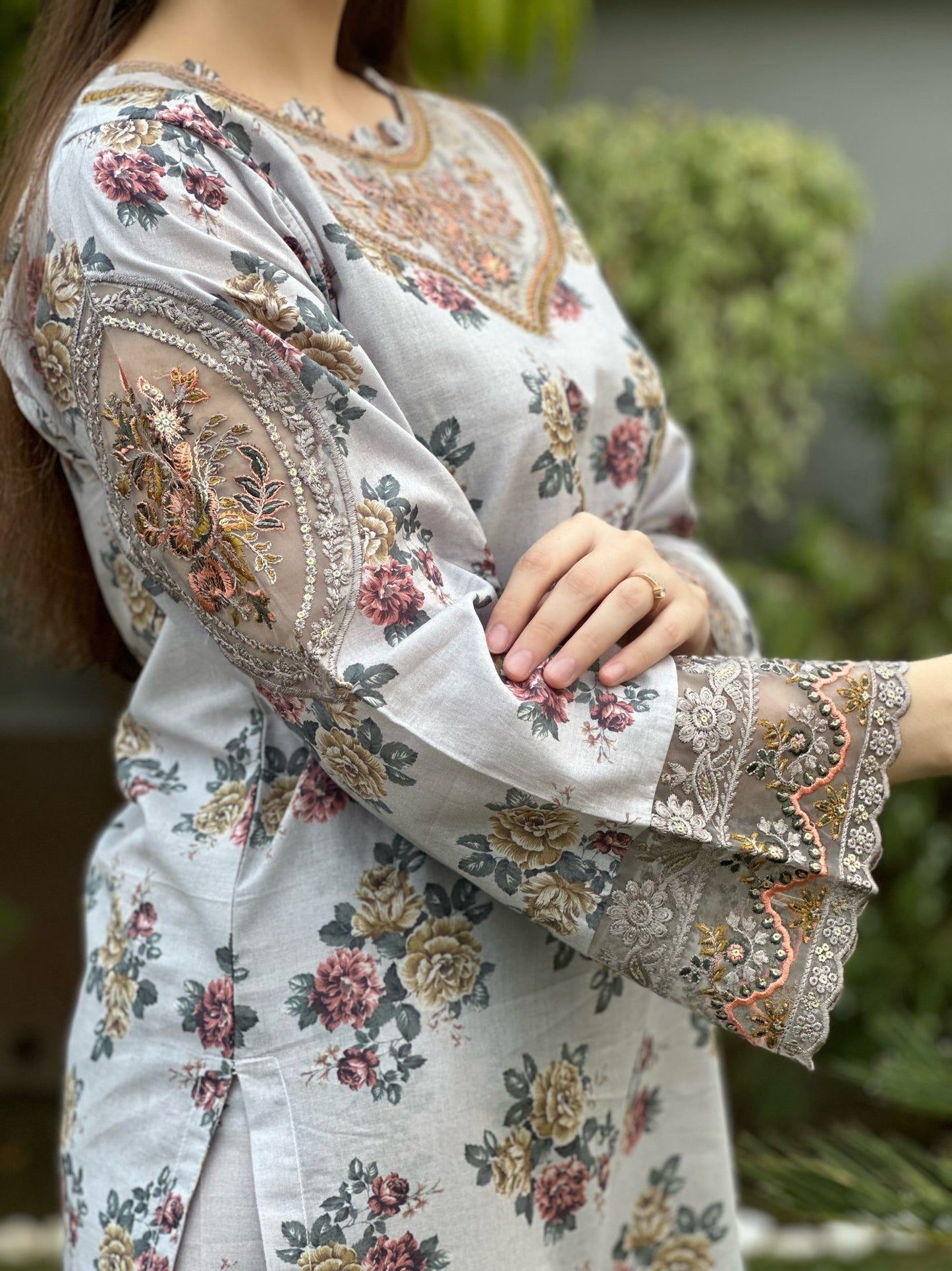 RkS 2Piece Embroidered Stitched Suit