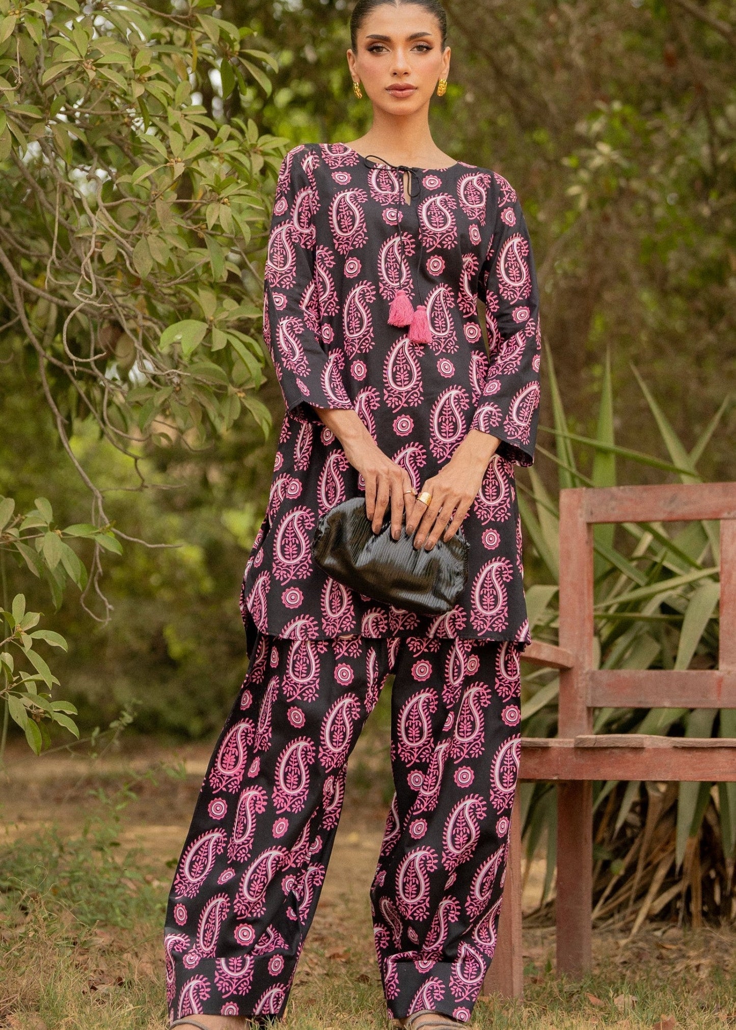 Neon lawn  2pice